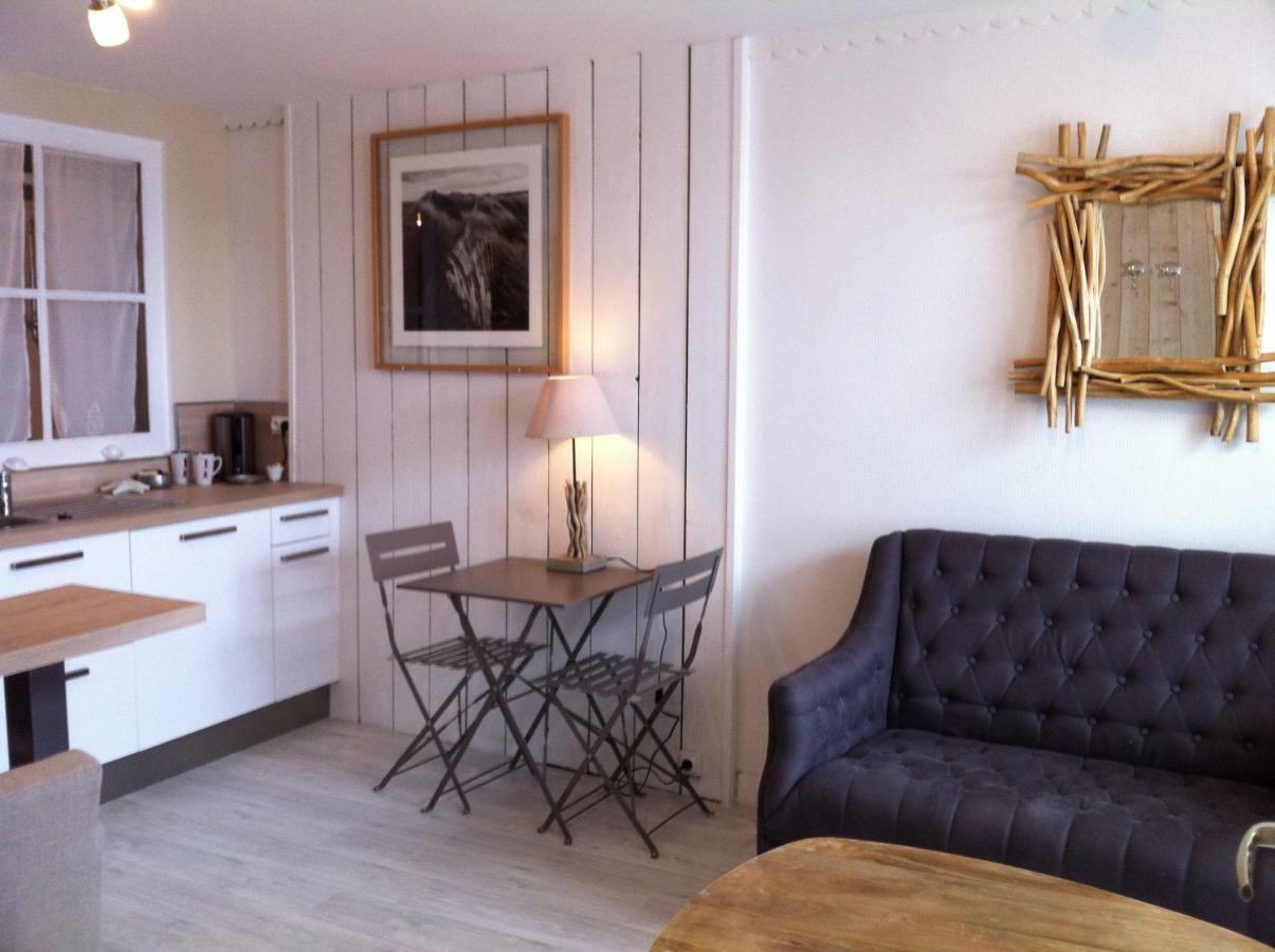 Les Transats Chambre Et Appartements Face A La Mer Barfleur Exterior foto